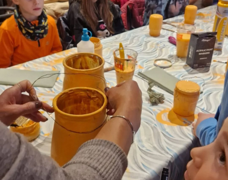 Obrázek k akci VÝROBA STRAŠIDELNÝCH LUCERNIČEK NA CESTU K FOTOPOINTU