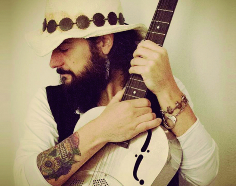 Foto z akce HUDEBNÍ SKLEPY - DEMIAN DOMINGUEZ SOLO