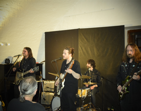 Obrázek k akci HUDEBNÍ SKLEPY - THOMPSON SPRINGS