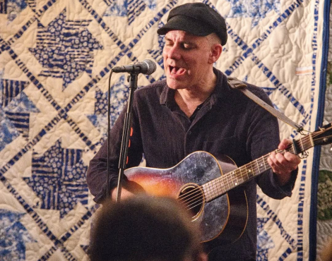 Obrázek k akci HUDEBNÍ SKLEPY - JAMES HARRIES