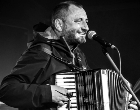 Obrázek k akci v Galerii M HUDEBNÍ SKLEPY - VÁCLAV KOUBEK